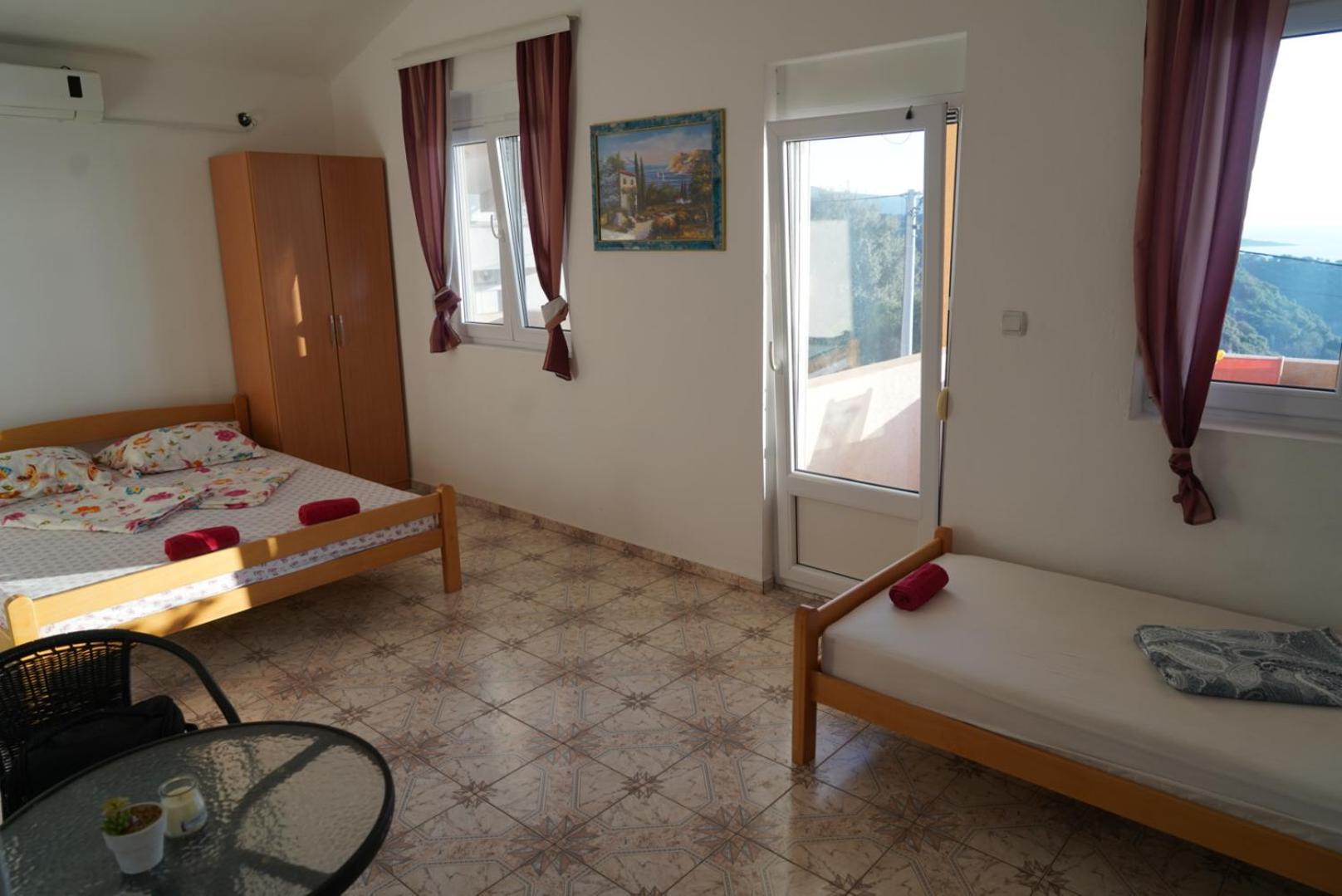 Apartments Safija Dobra Voda Bagian luar foto